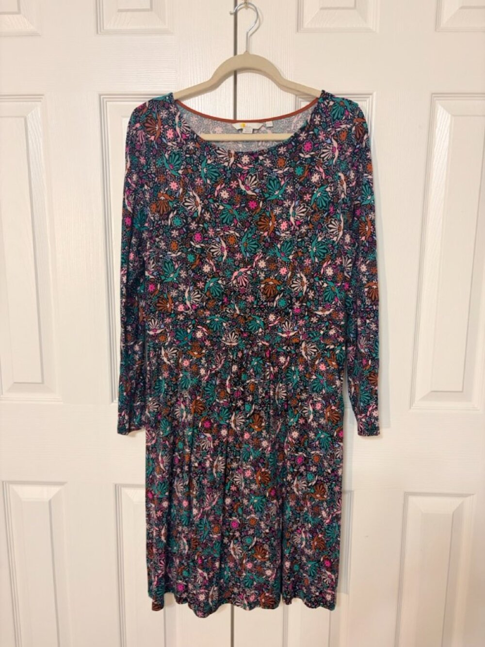 Boden Abigail Dress 12P Black Floral Confetti Pink Green Jersey Knit Stretch - Picture 2 of 6